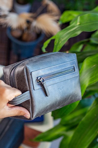 Garbalia Boston Genuine Leather Unisex Crazy Gray Portfolio Handbag with Handle and Zippered Side Compartment