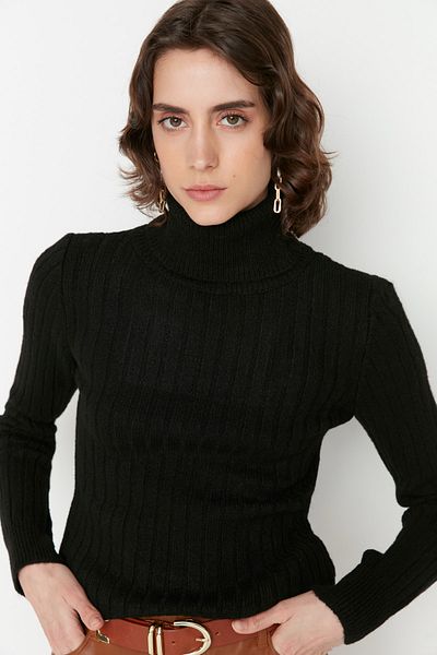 Trendyol Collection Pulover negru din tricotaje de bază cu textura moale TWOAW20FV0133