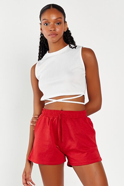 Hopoi Жіночі шорти з червоними шнурками та кишенями 50001