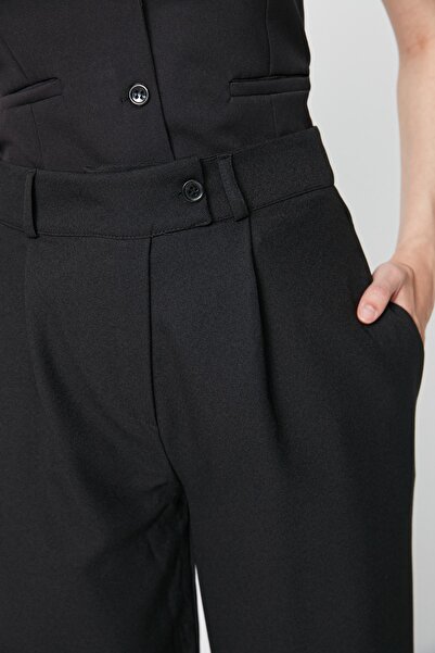 Kolekcia Trendyol Čierne široké nohavice/široké nohavice z tkaného materiálu TWOAW22PL0263 Palazzo