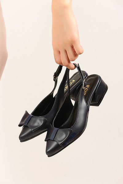FORS SHOES Sötétkék bőr masni nyitott hátú női sarkú cipő 3,5 cm