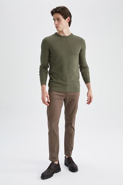 DeFacto Úpletový svetr Slim Fit Crew Neck