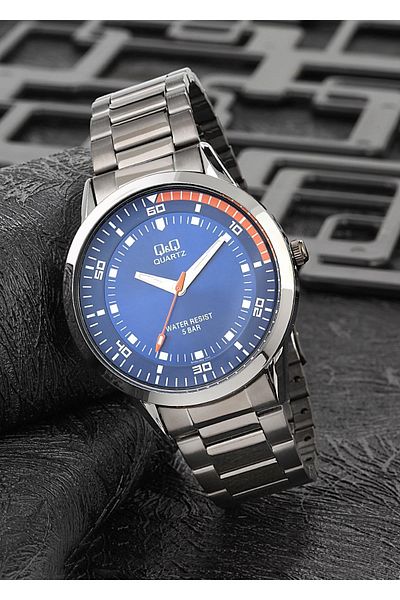 Q&Q Men's Metal Wristwatch Pqa58