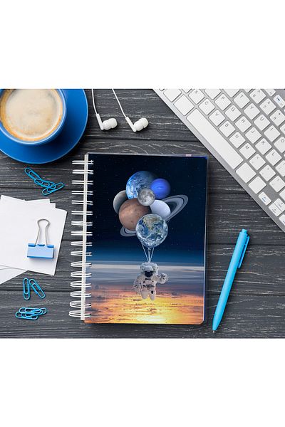 Walldeco Astronaut și planete Copertă din lemn MDF Notebook fără linii