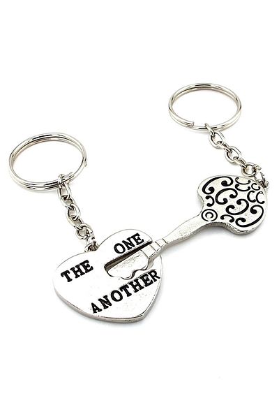 Solfera Antique Patterned Heart Key Puzzle - Double Metal Keychain Set KC960