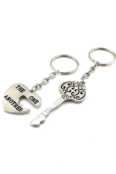Solfera Antique Patterned Heart Key Puzzle - Double Metal Keychain Set KC960
