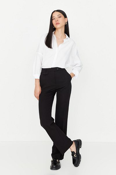 Trendyol Collection Schwarze gewebte Hose mit hoher Taille und weitem Bein – TWOAW23PL00240
