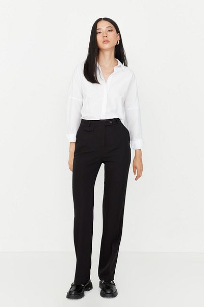 Trendyol Collection Schwarze gewebte Hose mit hoher Taille und weitem Bein – TWOAW23PL00240