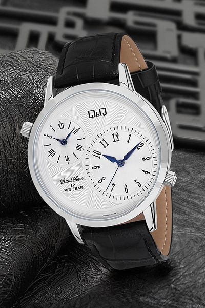 Q&Q Leather Men's Wristwatch Pqz22