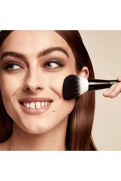 Oriflame Az egyik többszálas púderecset