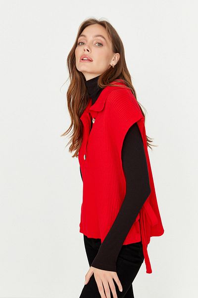 Trendyol Collection Red Knitwear Sweater with Side Tie Detail - Collar Button TWOAW23SV00086
