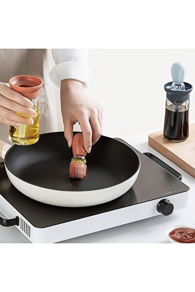 İLİVA Silikon Fırçalı Yağlık, Pratik Çok Amaçlı Hazneli Hamur, Yumurta, Sos, Ve Yağ Fırçası - Yağdanlık