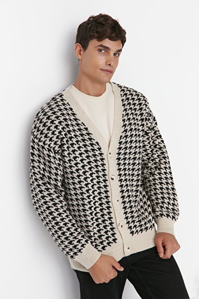 Trendyol Collection Beige V-Neck Oversize Houndstooth Cardigan - TMNAW22HI0080