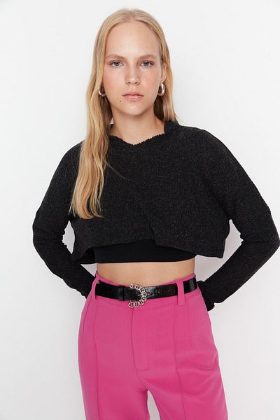 Trendyol Collection Μαύρη Super Crop μακρυμάνικη πλεκτή εμφάνιση Πλεκτή μπλούζα TWOAW21BZ1213