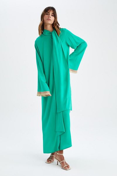 DeFacto Maxikleid mit normaler Passform