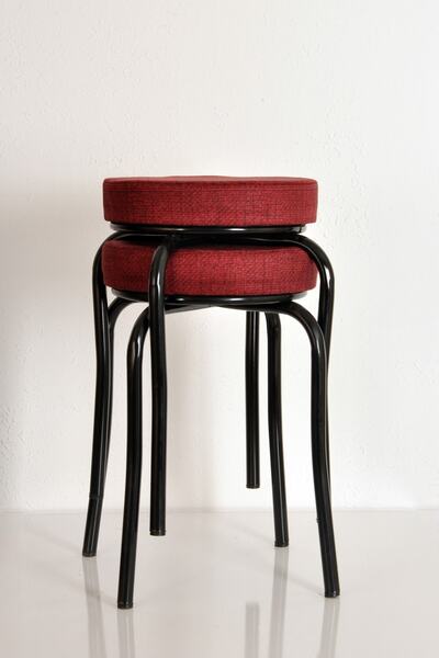 AKK TİCARET 2 Adet Desenli Kırmızı Renk Kumaş Siyah Profil Demir Tabure Mutfa...