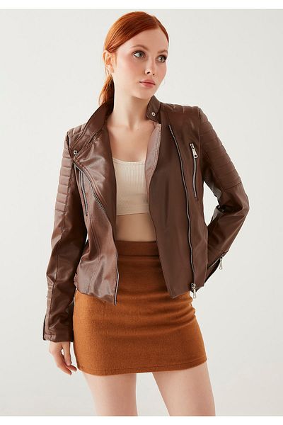 MEECY Damen-Lederjacke mit braunen Ärmeln und detaillierten Details