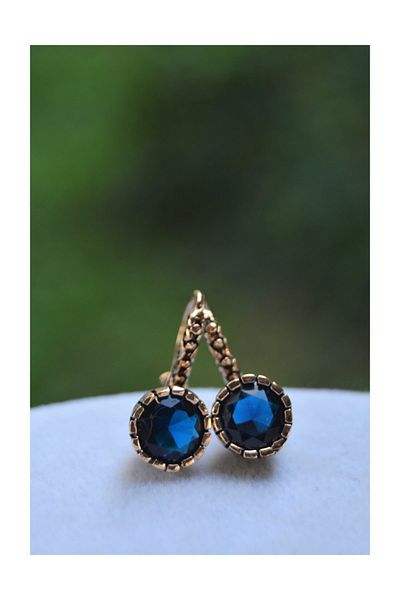Stoneage Blue Sapphire Elegant Women's Earrings
