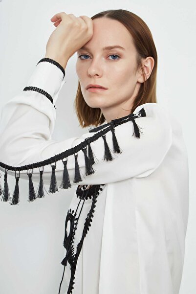 VERDA Tassel and Embroidery Detailed Blouse