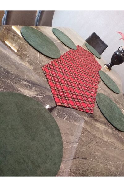 Ayşemce New Year's Eve, American Service Set, 6 Green Plates, Red Plaid Patterned Runner.