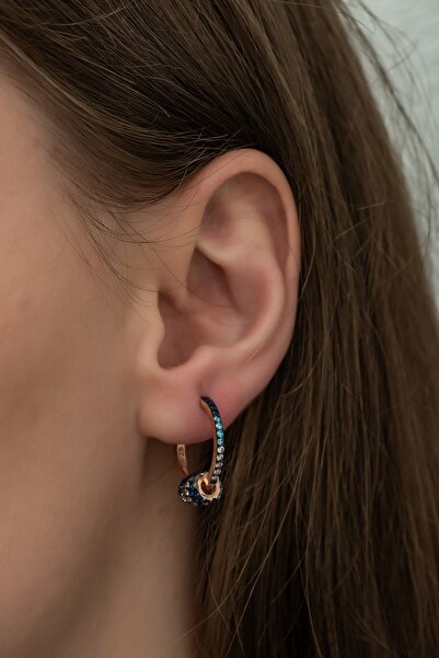 Nereze Kadın Gümüş Renk Geçişli Halka Tasarım Küpe 925 Ayar