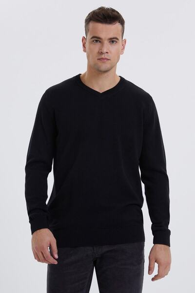 Lee Cooper Men's Aiden V-Neck Sweater Black 201 LCM241027