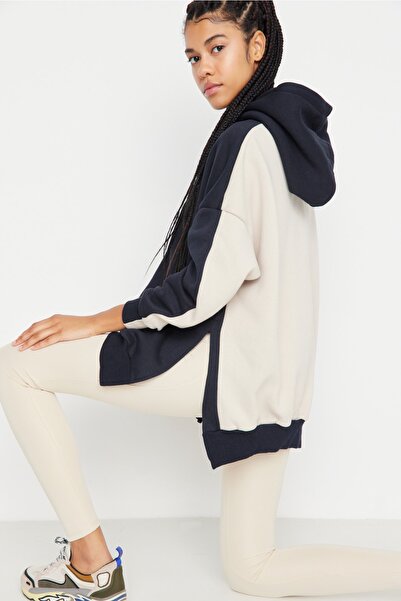 Trendyol Collection Námořnická modrá Bavlněná barevně blokovaná sportovní mikina širokého střihu s fleecem uvnitř TWOSS22SW0074