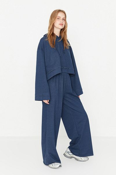 Trendyol Collection Sötétkék kapucnis széles szabású kötött pizsama szett TWOSS21EM0026