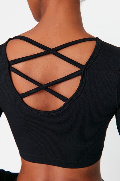 Trendyol Collection Czarny, bezszwowy/bezszwowy, prążkowany, sportowy top/bluzka z dzianiny TWOAW23SS00009