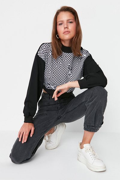 Trendyol Collection Blugi Mom cu talie înaltă cu detaliu picior antracit TWOAW23JE00245