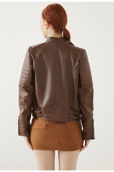 MEECY Női barna ujjú, részletes motoros bőrkabát