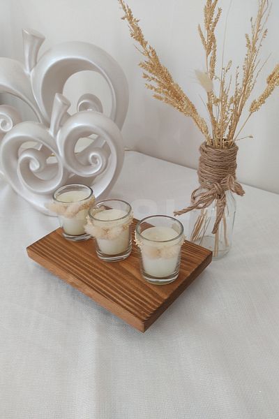 Moola Natural Wooden Presentation Stand Board - Stand with Legs - 20x14 Cm