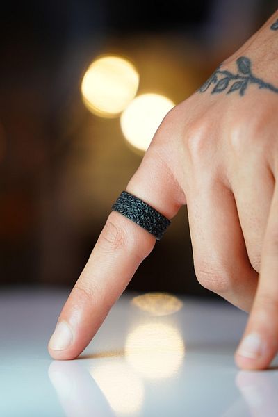 The Collection Herringbone Model Adjustable Black Ring