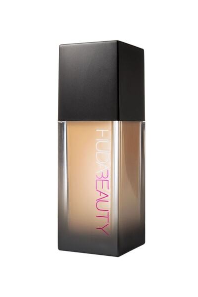 Gloria Mercury Hudabeauty Huda Beauty Fauxfilter Foundation - Vanilla 120b