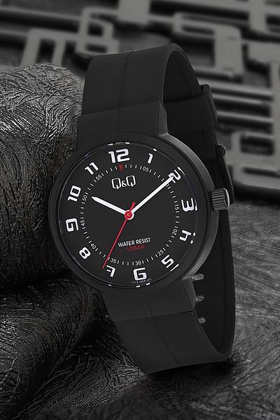 Q&Q Silicone Women's Wristwatch Pvs14