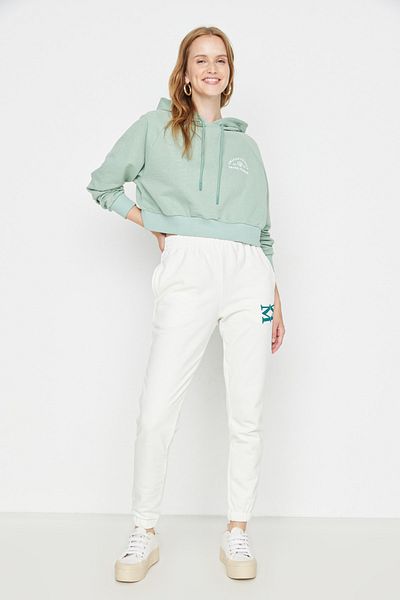 Trendyol Collection Jogginghose - Ecru - Basic Jogger