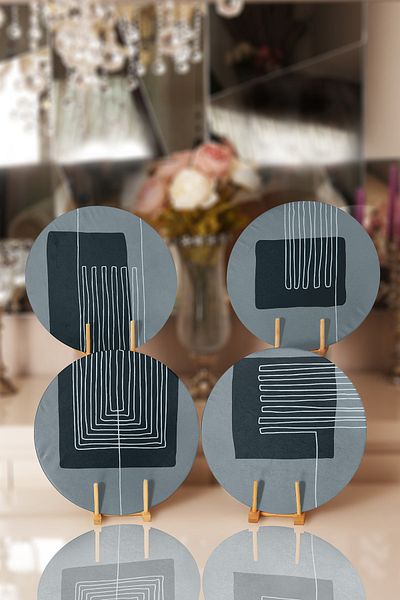 Realhomes 4-Piece Light Smoke Colored Placemat & Plate with Onedraw Drawing