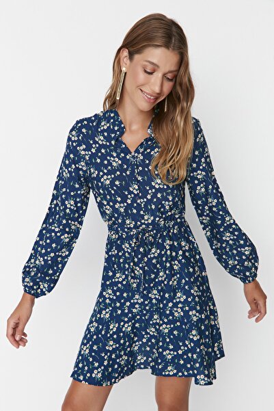 Trendyol Collection Sötétkék mini gombos viszkóz szőtt ruha TWOAW23EL01310