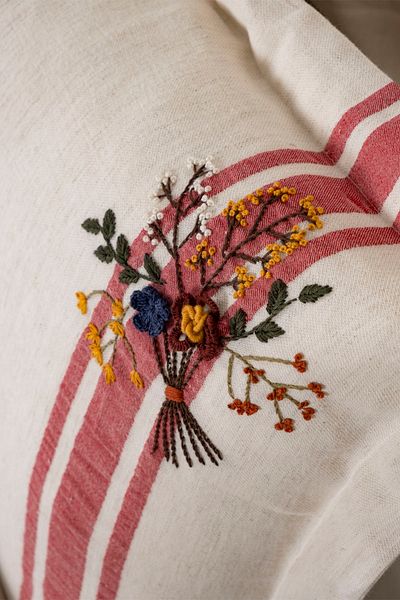 Ecocotton Extra Large Embroidered Organic Cotton Duvet Cover Set - Charla