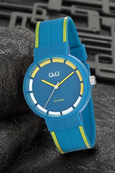 Q&Q Silicone Women's Wristwatch Pvs14