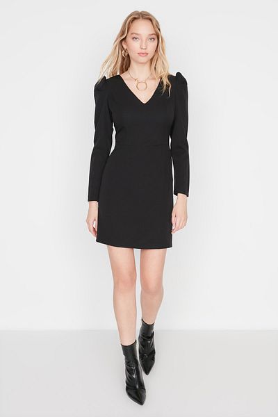 Trendyol Collection Černé tkané šaty s výstřihem do V TWOAW23EL00352