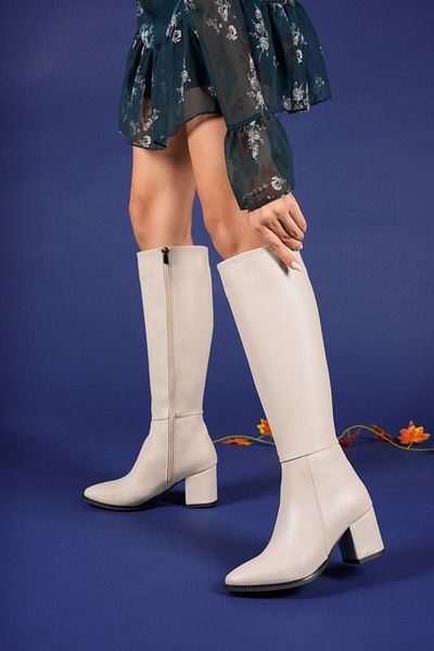 Riccon Beigefarbene Lederstiefel für Damen0012816s