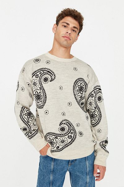 Trendyol Collection Πλεκτό πουλόβερ με σχέδιο με σάλι σε μπεζ λαιμόκοψη - Oversize TMNAW23KZ00104