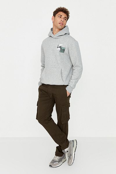 Trendyol Collection Khakifarbene Skinny Jogger-Hose mit elastischen Beinen TMNAW23PL00021