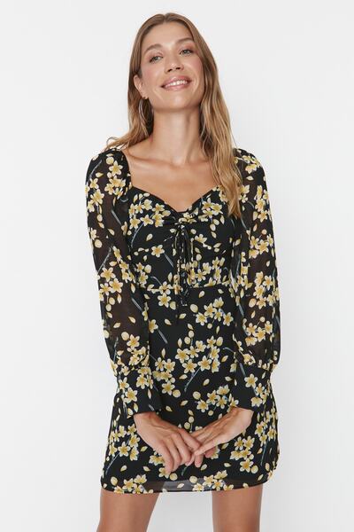 Trendyol Collection Vícebarevné tkané šaty s detailní podšívkou s kravatou TWOAW23EL01316