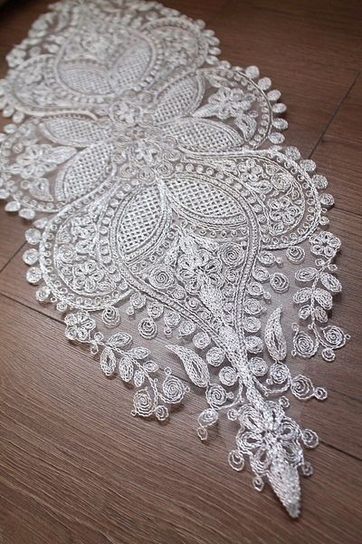 Emtory Home Μοντέρνο Glitter Silver Guipure Butterfly Runner 76x30cm Προίκα Runner