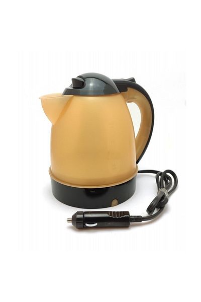 Hot water boiler for tea and coffee outlet
