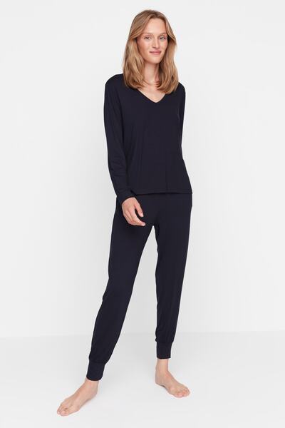 Trendyol Collection Sötétkék V-nyakú zsebes részletes kötött pizsama szett THMAW21PT0062