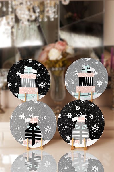 Realhomes 4-Piece Black & Gray Gift Packs Christmas Themed Placemat & Supla