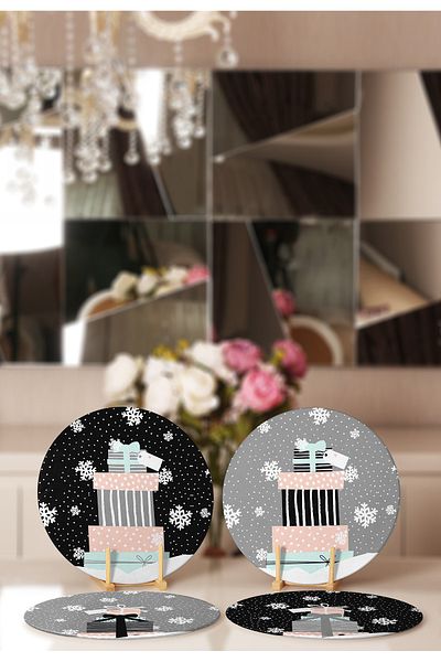 Realhomes 4-Piece Black & Gray Gift Packs Christmas Themed Placemat & Supla